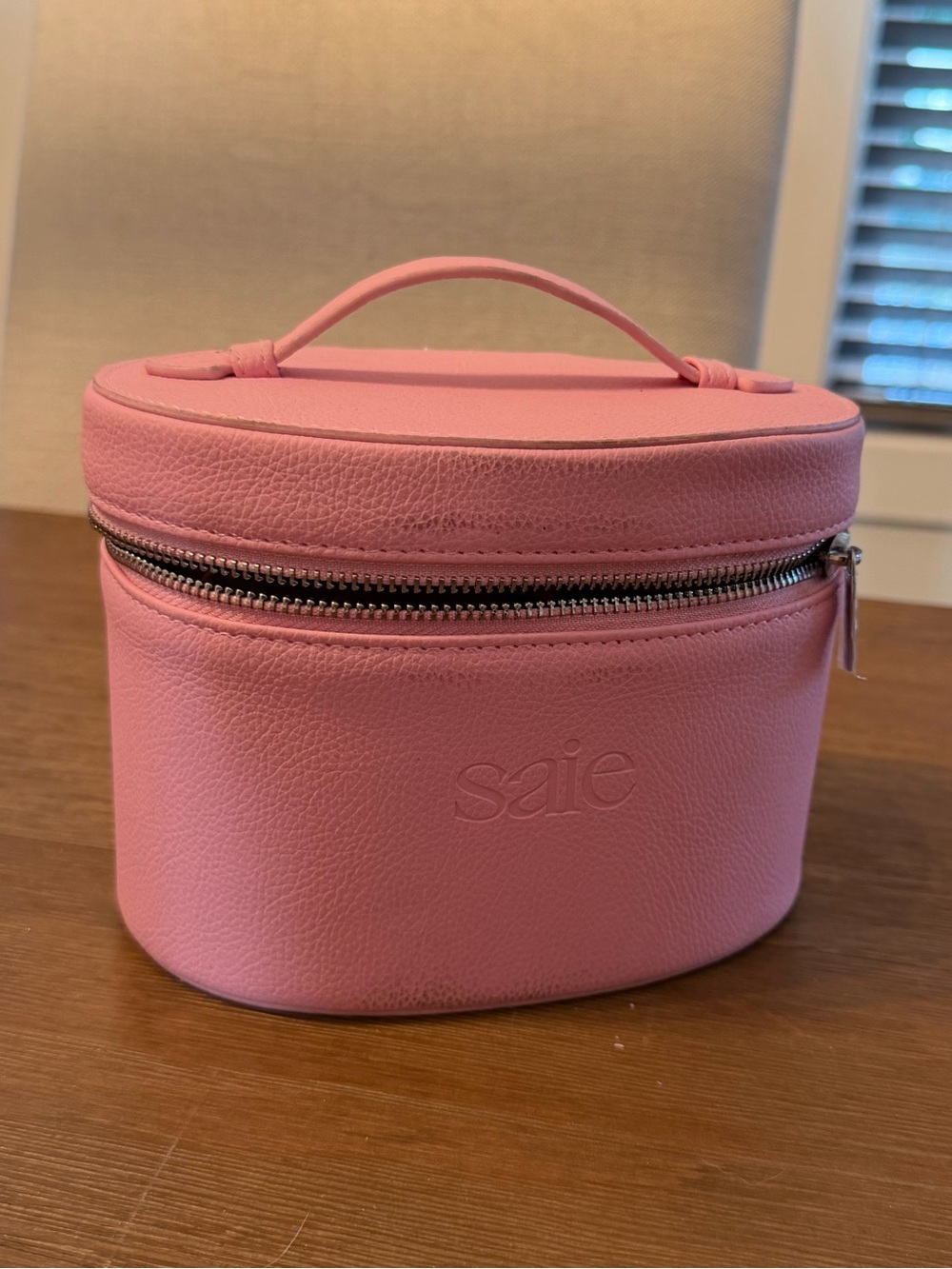 🎀 Saie Mini Vanity Case – Pink | Brand New, Never Used